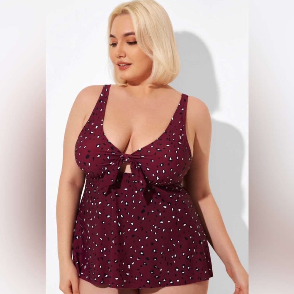Meet.Curve Front Tie Adjustable Strap Tankini Top, Large, NWT